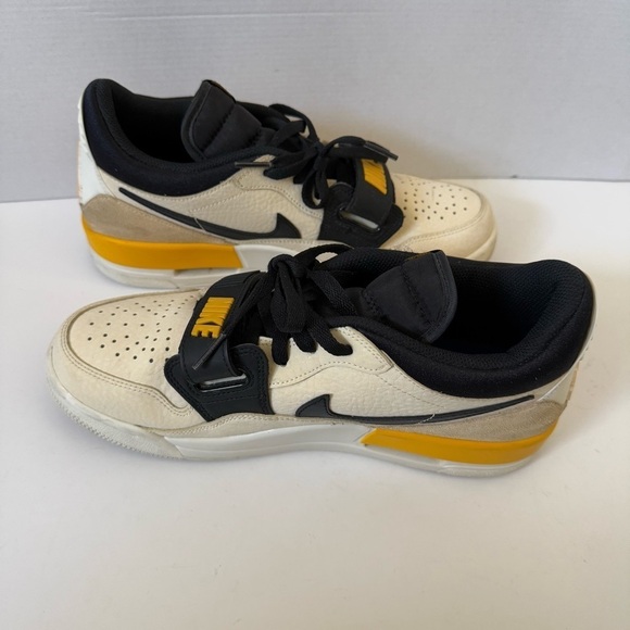 Nike Air Jordan Legacy Sneakers Low Pale CD7069-200 Unisex Cream Black SZ 8.5 - Picture 4 of 14
